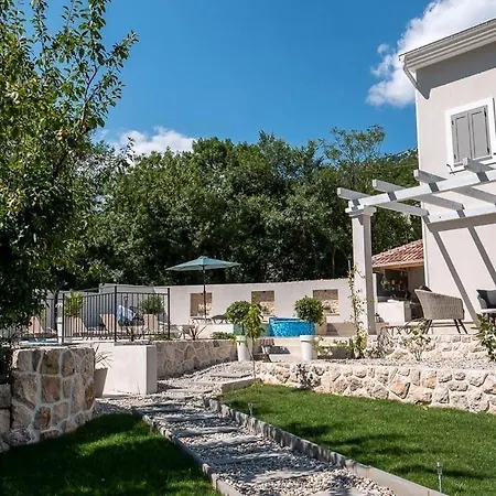 Villa Luxury Frangipane